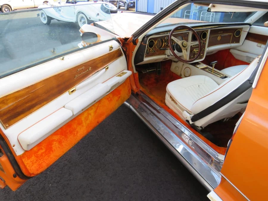 1976 Stutz Blackhawk - Image 7 of 8
