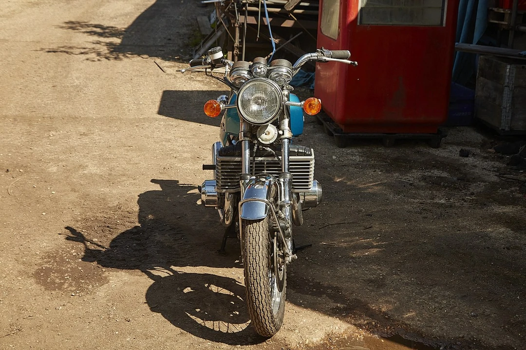 1976 Suzuki GT - Image 7 of 30