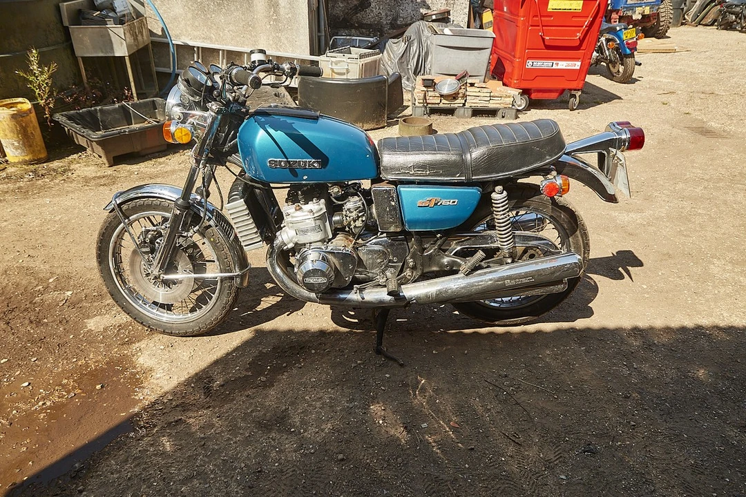 1976 Suzuki GT - Image 12 of 30