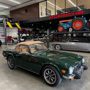 1976 Triumph TR-6 Roadster