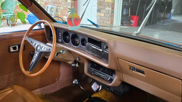 1976 Toyota Corolla 3rd Gen - Image 2 of 8