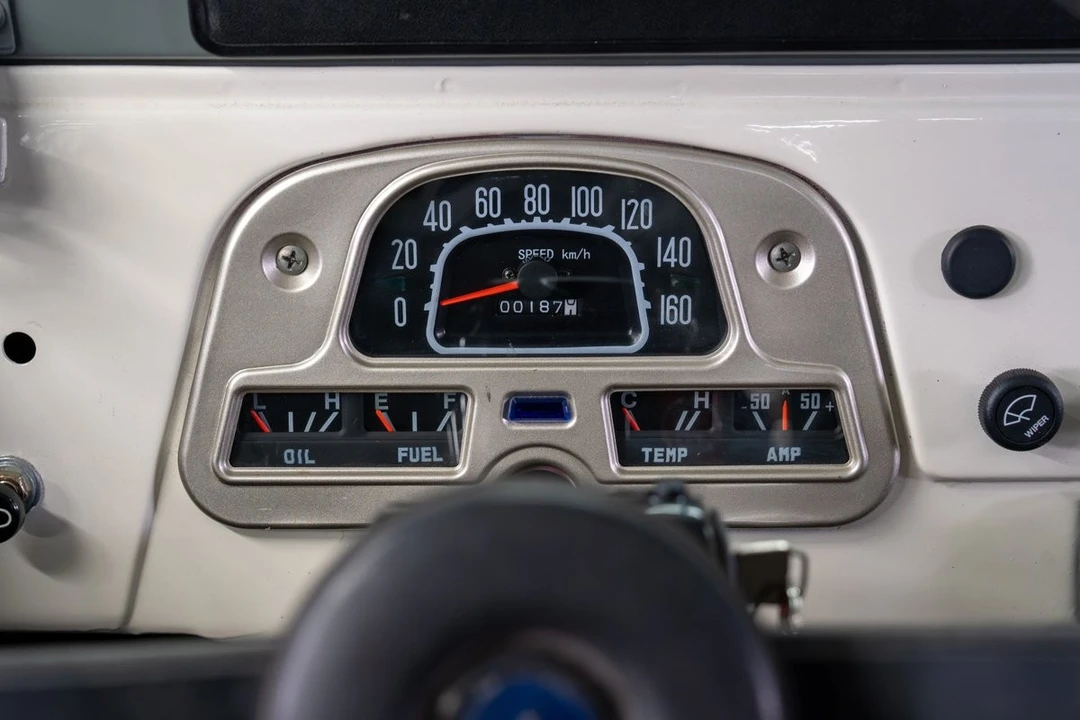 1976 Toyota J40 Land Cruiser - Image 14 of 31