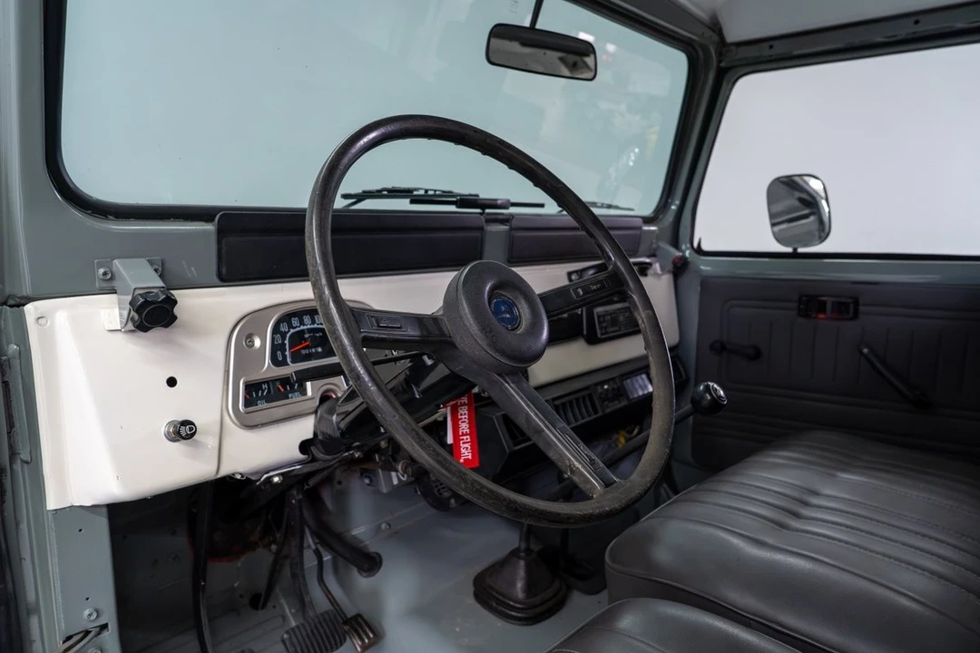 1976 Toyota J40 Land Cruiser - Image 13 of 31