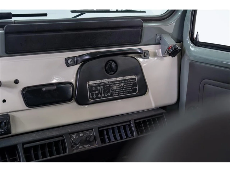 1976 Toyota J40 Land Cruiser - Image 16 of 31
