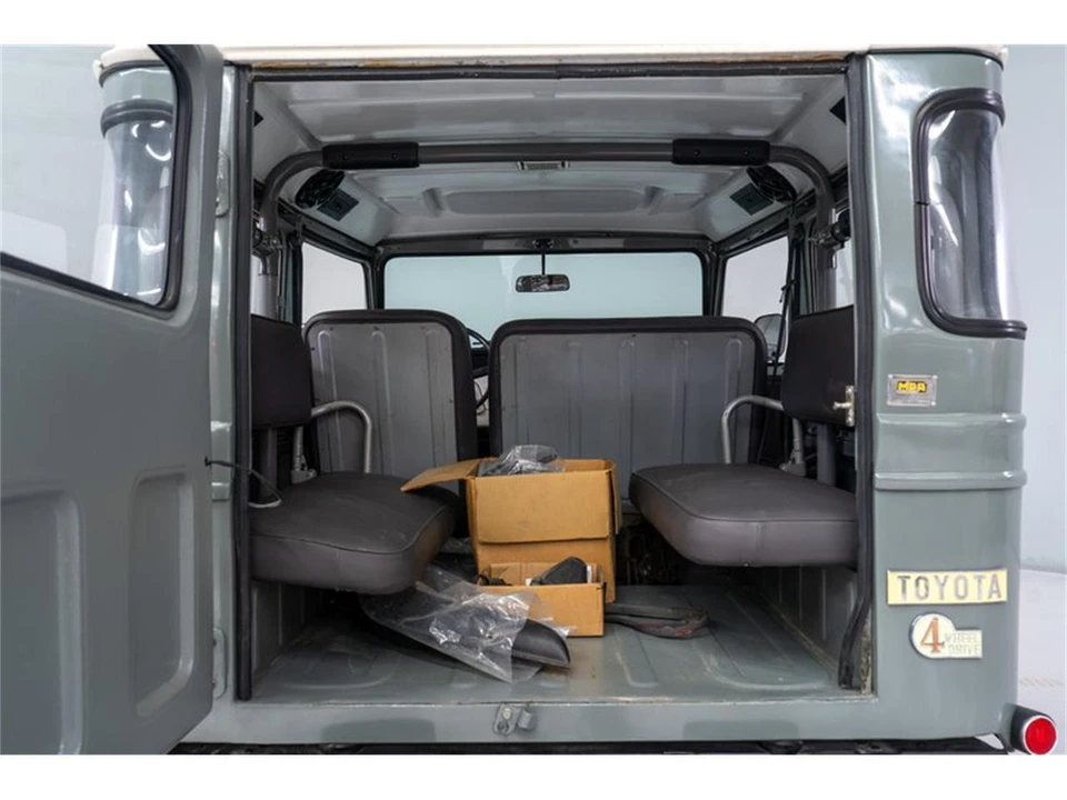 1976 Toyota J40 Land Cruiser - Image 21 of 31