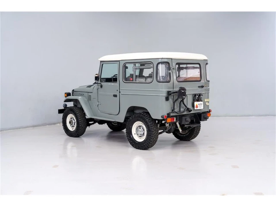 1976 Toyota J40 Land Cruiser - Image 3 of 31