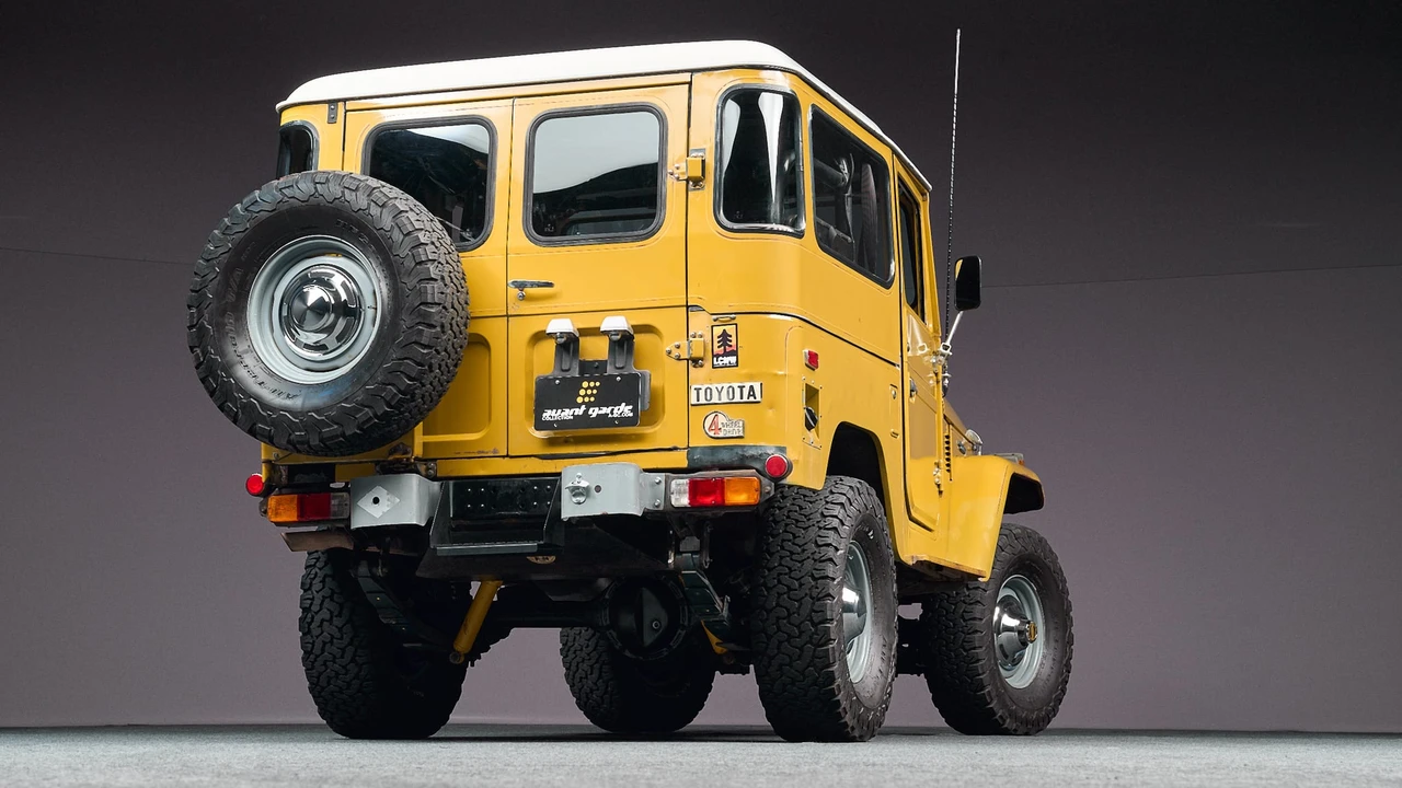 1976 Toyota J40 Land Cruiser - Image 11 of 31