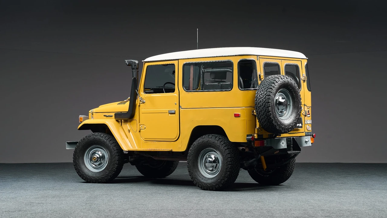 1976 Toyota J40 Land Cruiser - Image 15 of 31