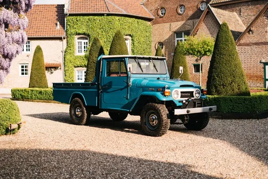 1976 Toyota Land Cruiser FJ45 Pickup