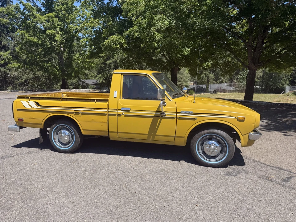 1976 Toyota Hilux 2nd Gen - Image 10 of 31