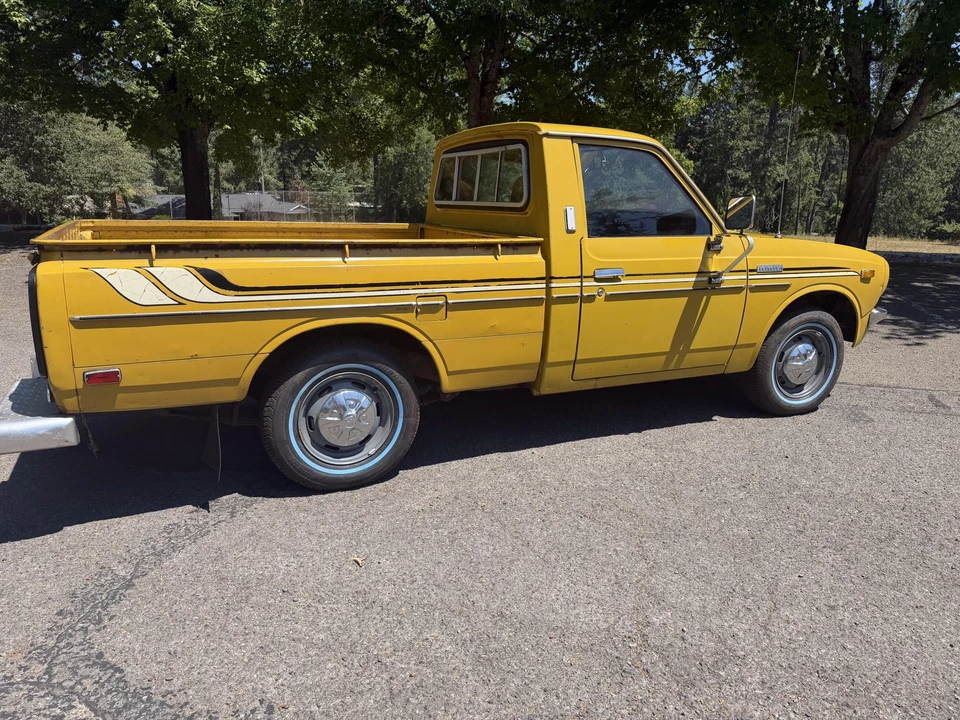 1976 Toyota Hilux 2nd Gen - Image 11 of 31