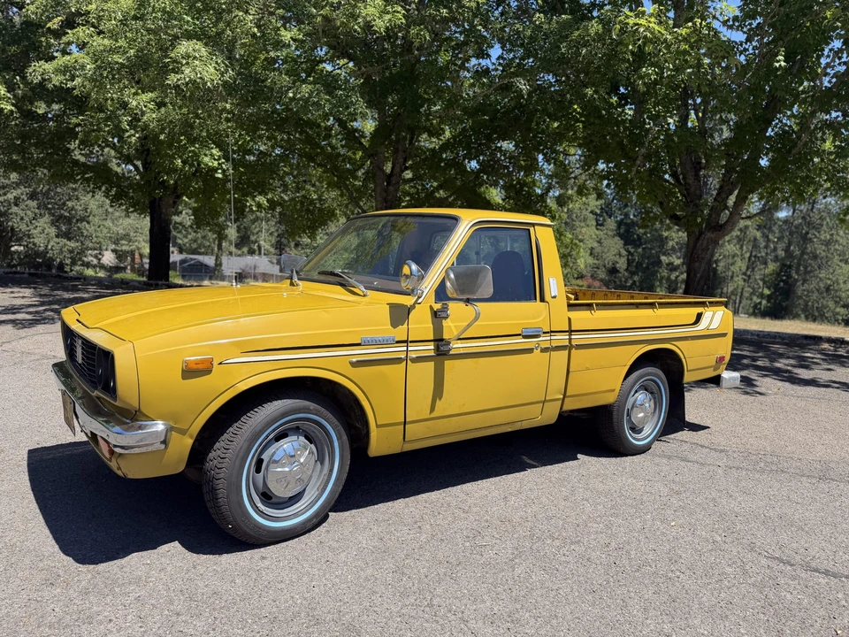 1976 Toyota Hilux 2nd Gen - Image 2 of 31
