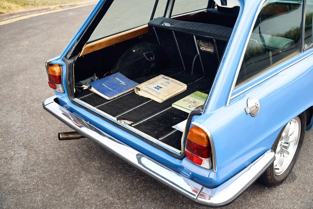 1976 Triumph - Image 11 of 30