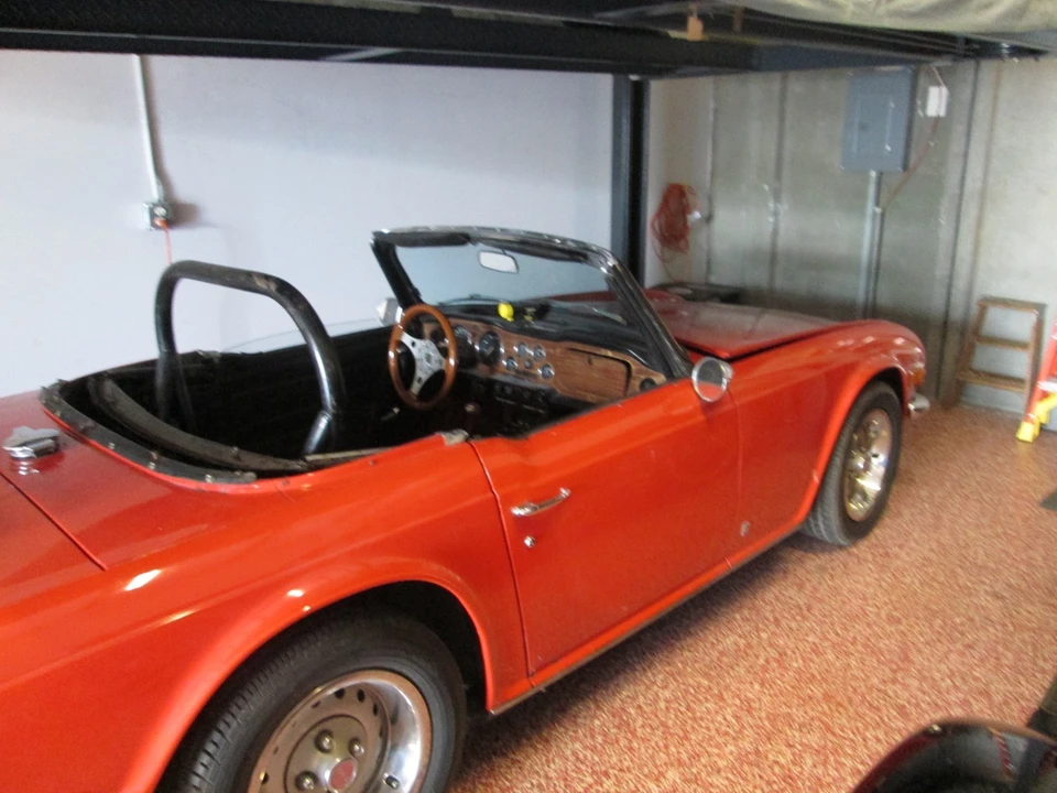 1976 Triumph TR6 (US-spec) - Image 2 of 8