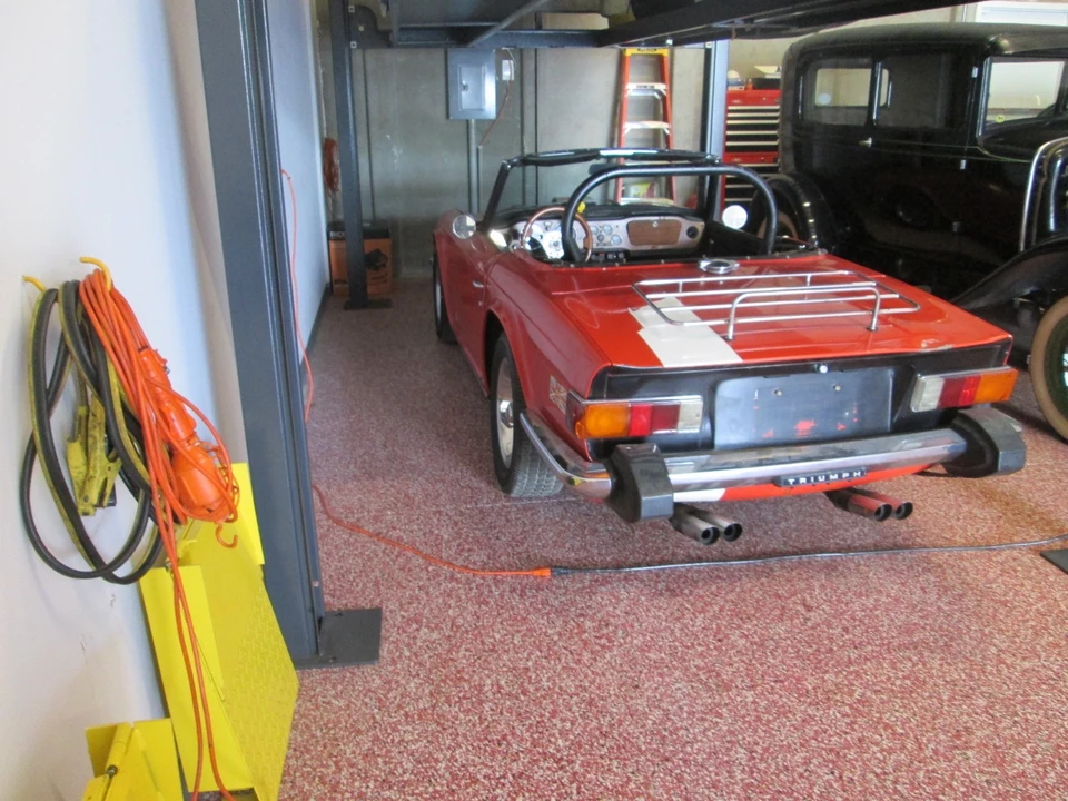 1976 Triumph TR6 (US-spec) - Image 8 of 8