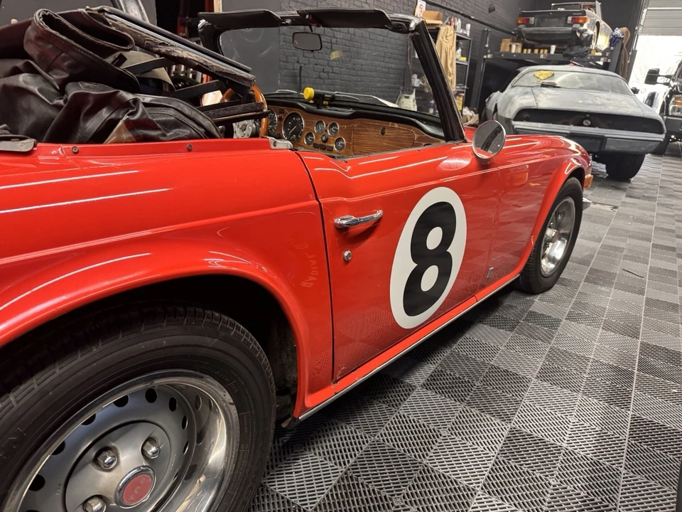 1976 Triumph TR6 (US-spec) - Image 13 of 14