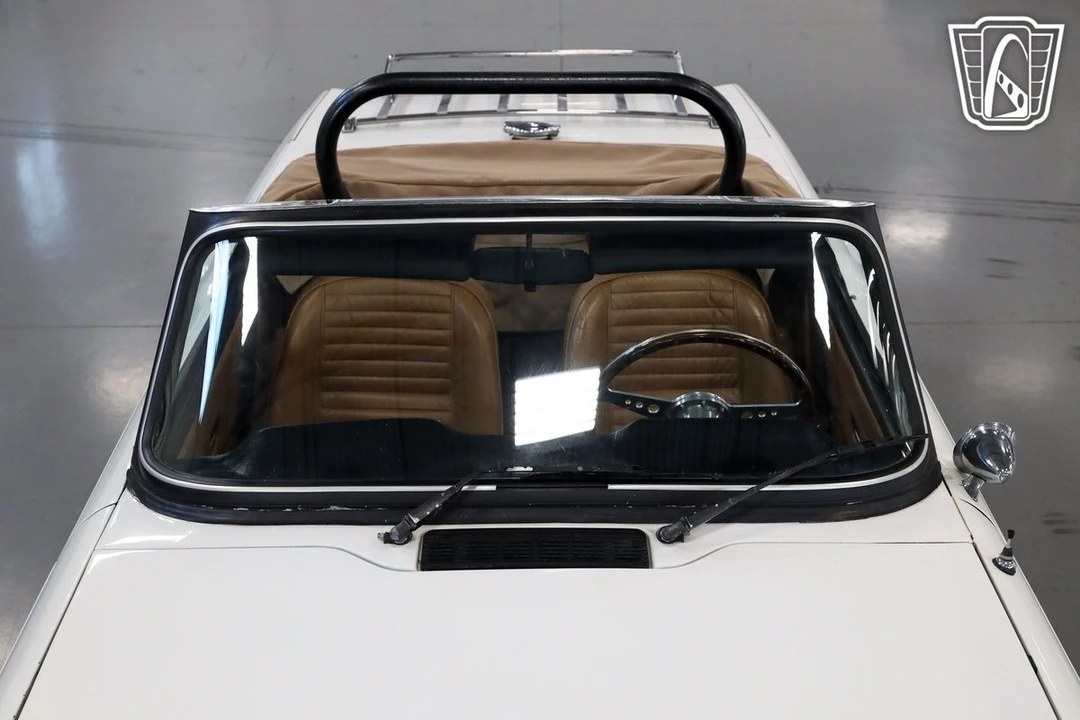 1976 Triumph TR6 (US-spec) - Image 10 of 12