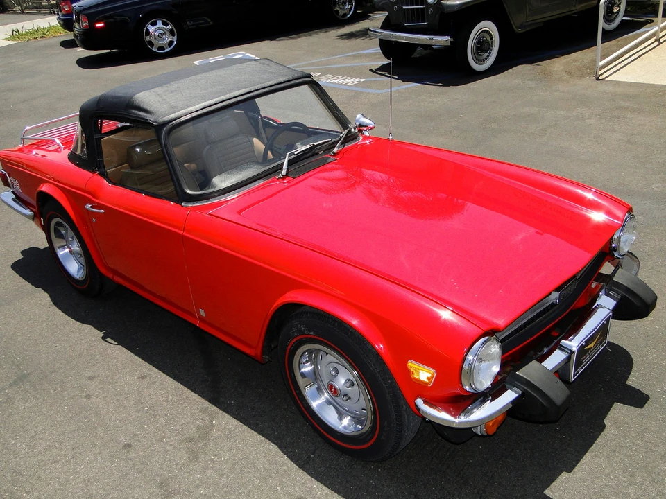 1976 Triumph TR6 CF Injected - Image 4 of 10