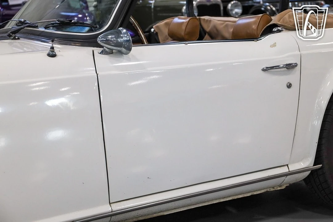 1976 Triumph TR6 (US-spec) - Image 17 of 21