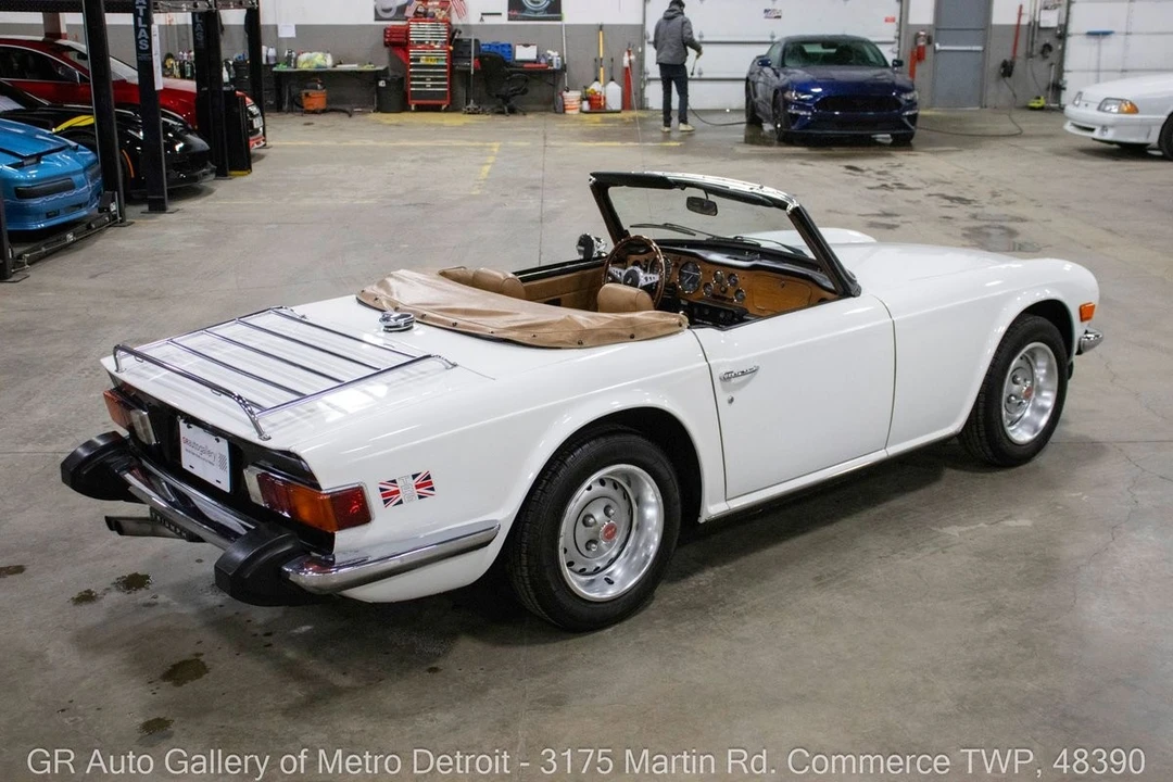 1976 Triumph TR6 (US-spec) - Image 8 of 12