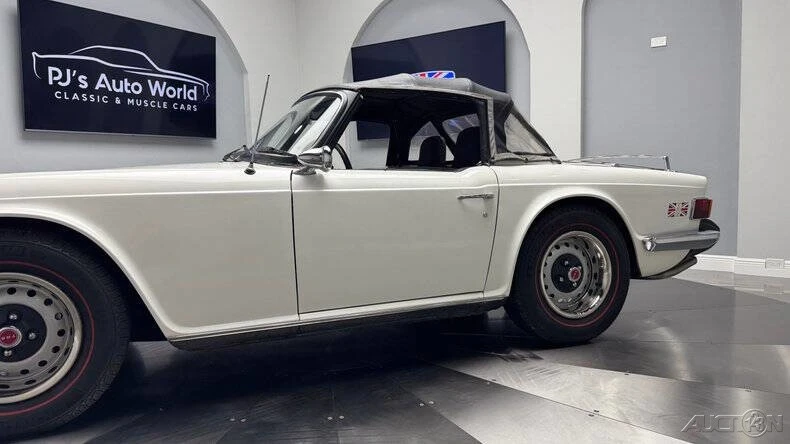 1976 Triumph TR6 (US-spec) - Image 5 of 21