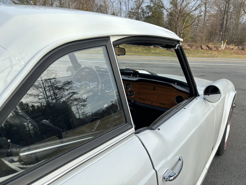 1976 Triumph TR6 (US-spec) - Image 26 of 31