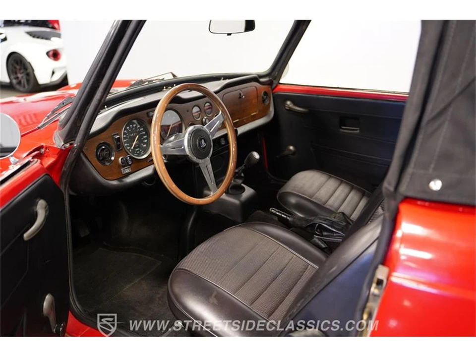 1976 Triumph TR6 (US-spec) - Image 2 of 31