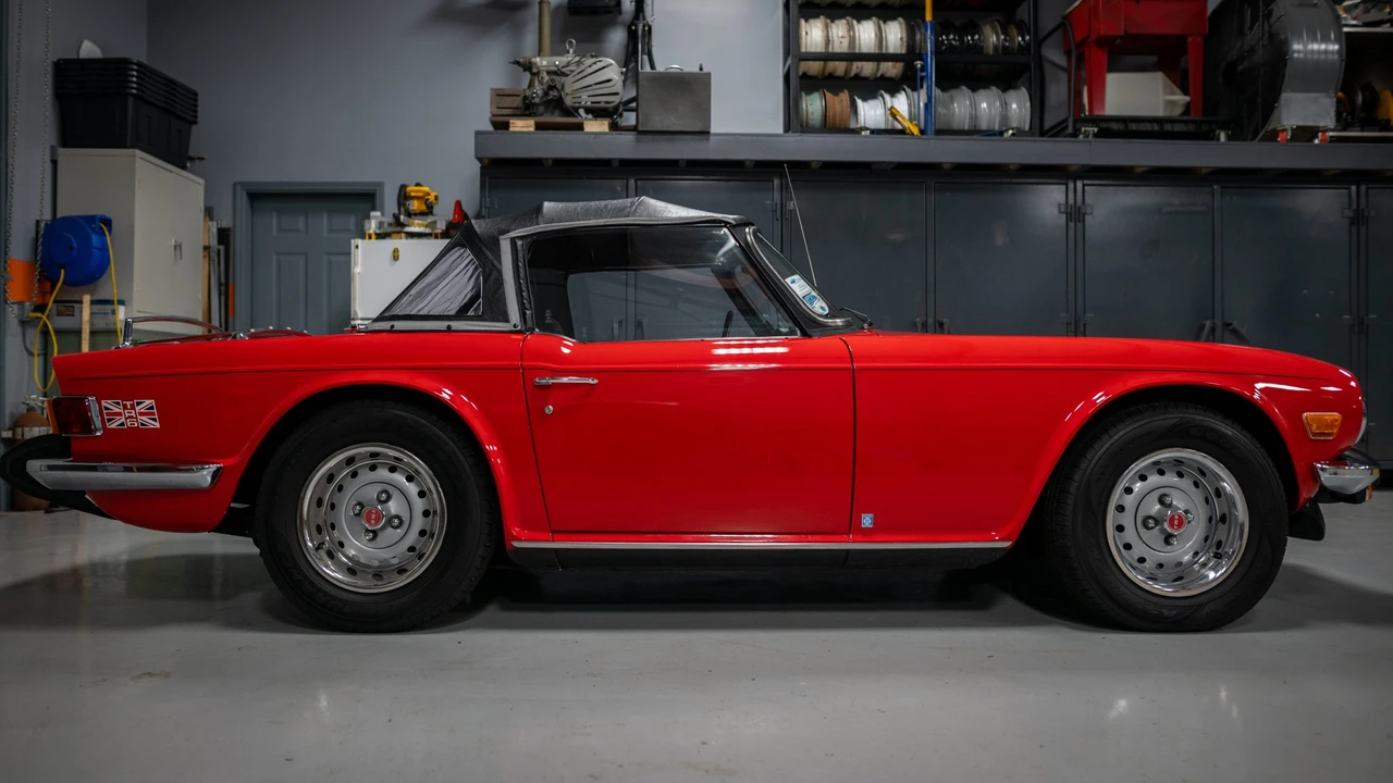 1976 Triumph TR6 (US-spec) - Image 7 of 31