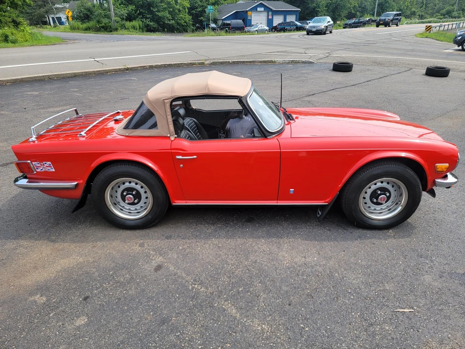 1976 Triumph TR6 (US-spec) - Image 10 of 31
