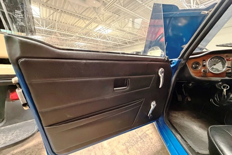 1976 Triumph TR6 (US-spec) - Image 9 of 17