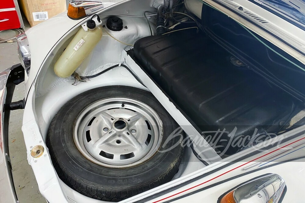 1976 Volkswagen Super Beetle - Image 4 of 18