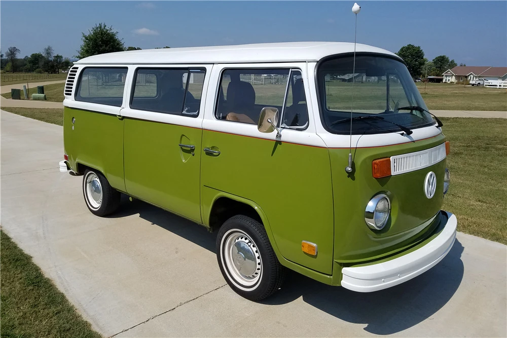 1976 Volkswagen Bay-Window Bus - Image 2 of 6