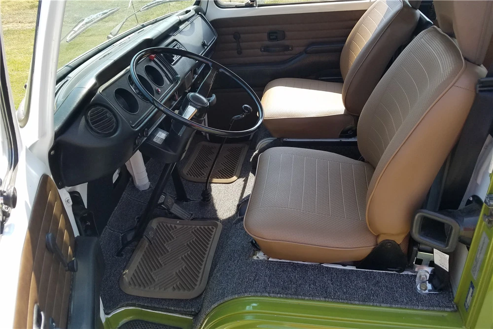 1976 Volkswagen Bay-Window Bus - Image 3 of 6