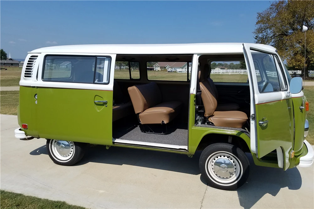 1976 Volkswagen Bay-Window Bus - Image 5 of 6