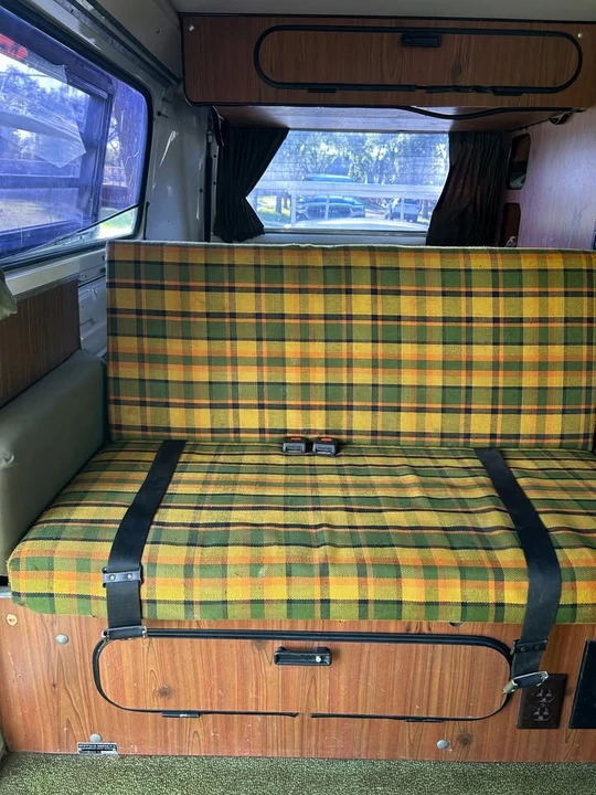 1976 Volkswagen Bay-Window Camper - Image 5 of 8