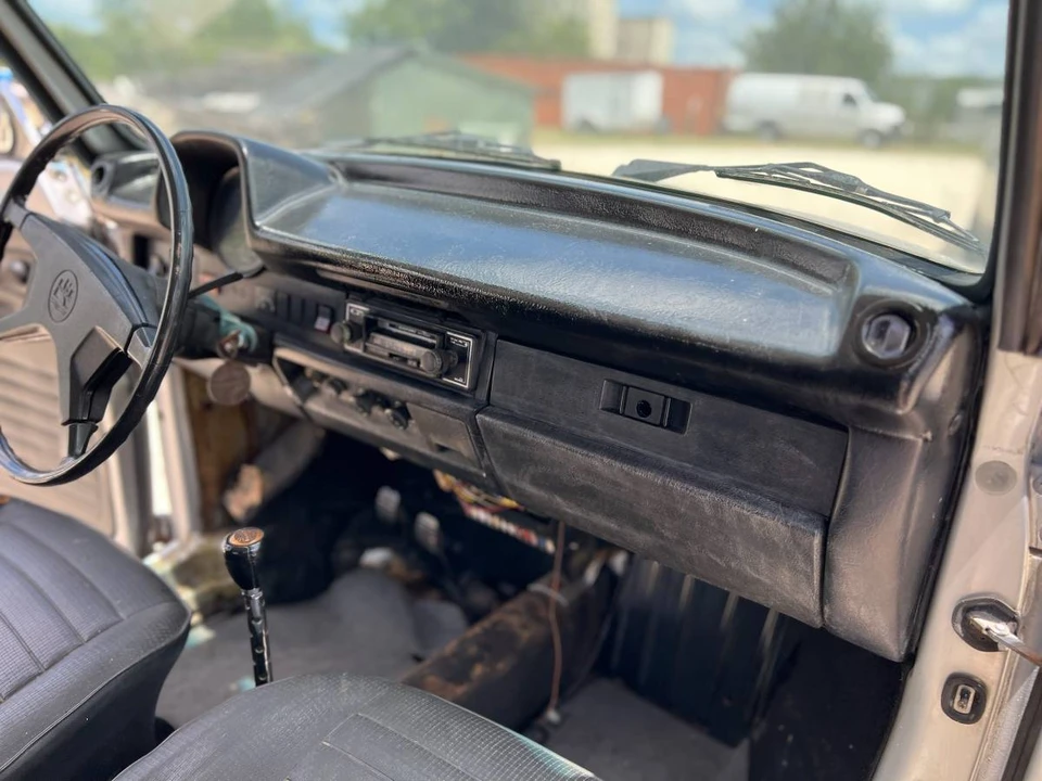 1976 Volkswagen Super Beetle - Image 9 of 13