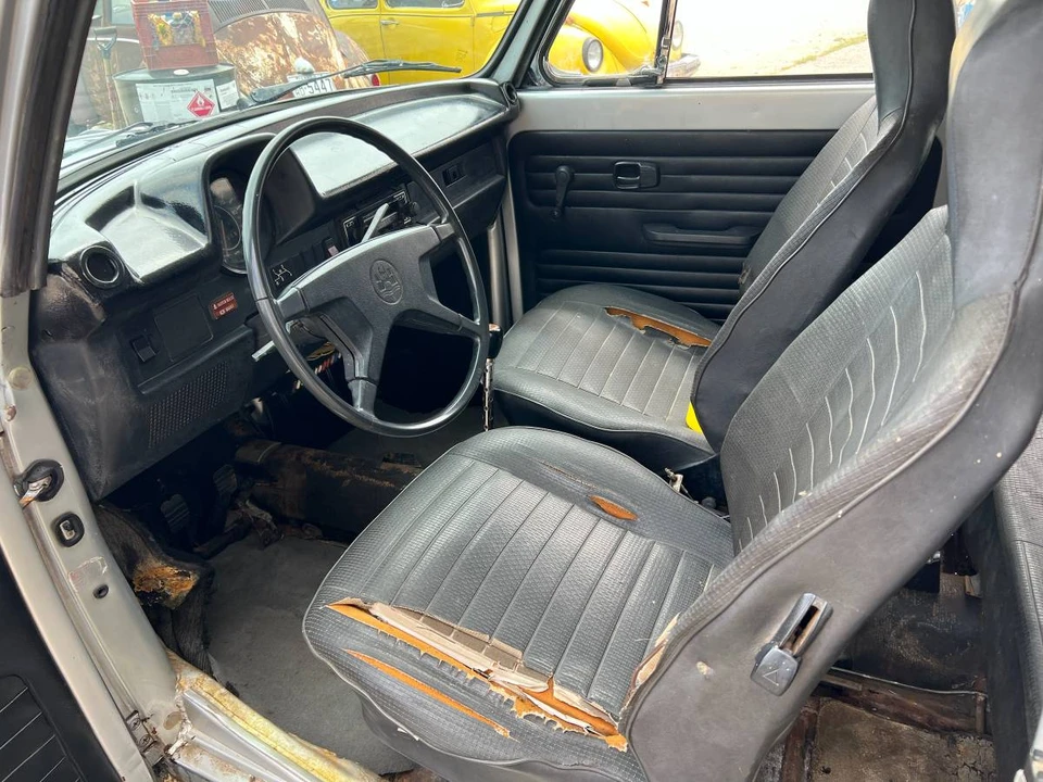 1976 Volkswagen Super Beetle - Image 11 of 13