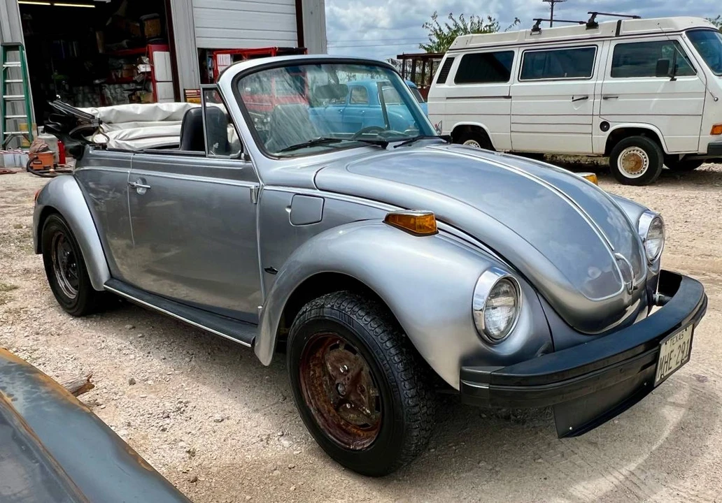 1976 Volkswagen Super Beetle - Image 13 of 24