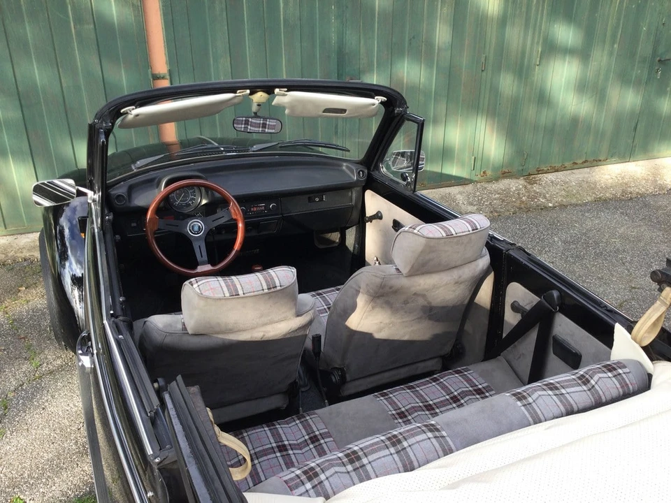 1976 Volkswagen Super Beetle - Image 26 of 30
