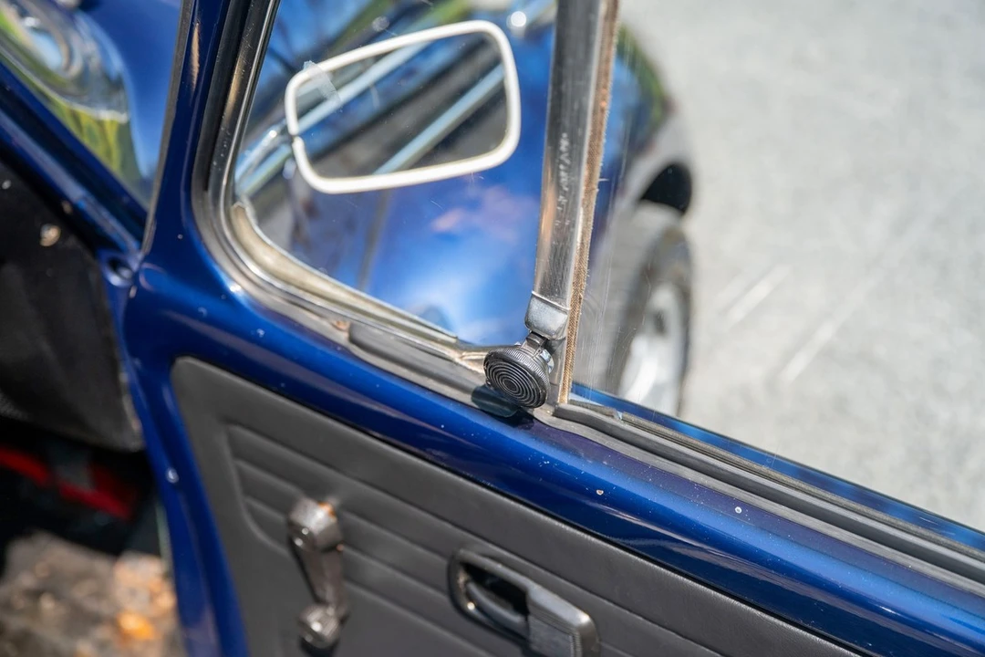 1976 Volkswagen Super Beetle - Image 25 of 30