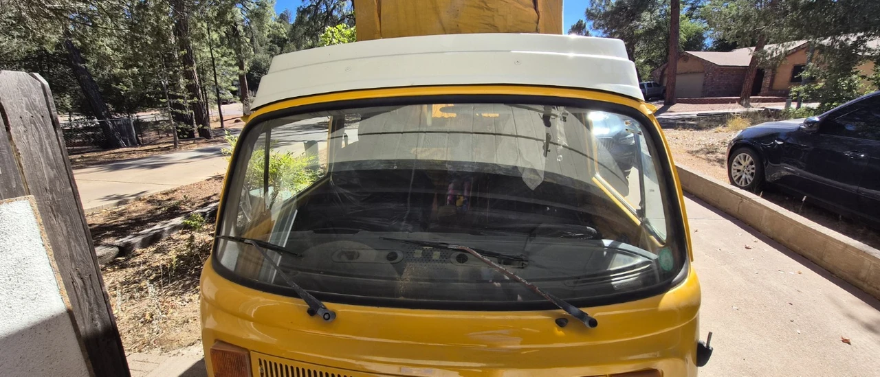 1976 Volkswagen Bay-Window Bus - Image 16 of 31