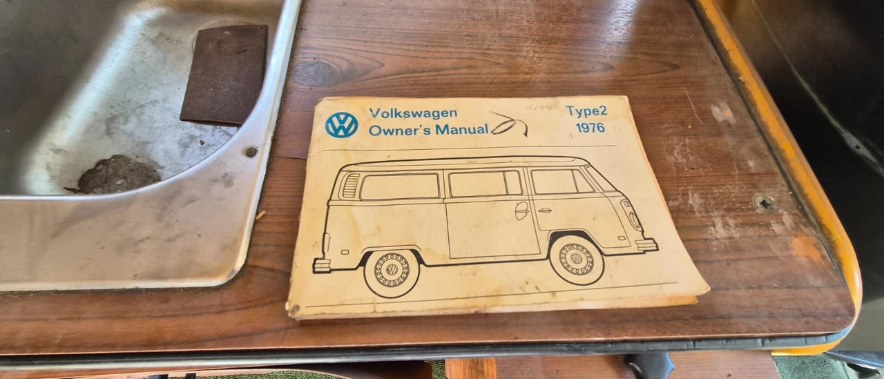 1976 Volkswagen Bay-Window Bus - Image 31 of 31