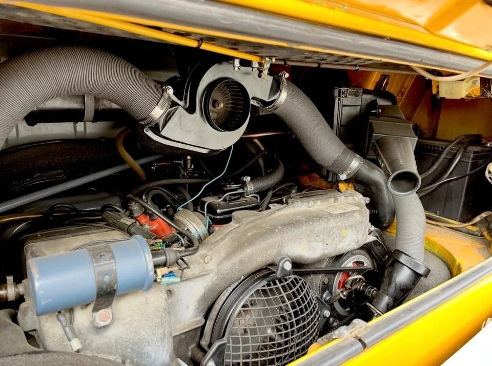 1976 Volkswagen Bay-Window Bus - Image 19 of 21
