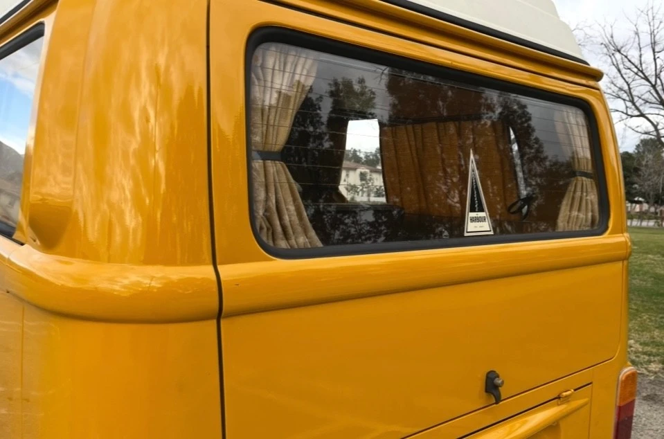 1976 Volkswagen Bay-Window Bus - Image 15 of 21