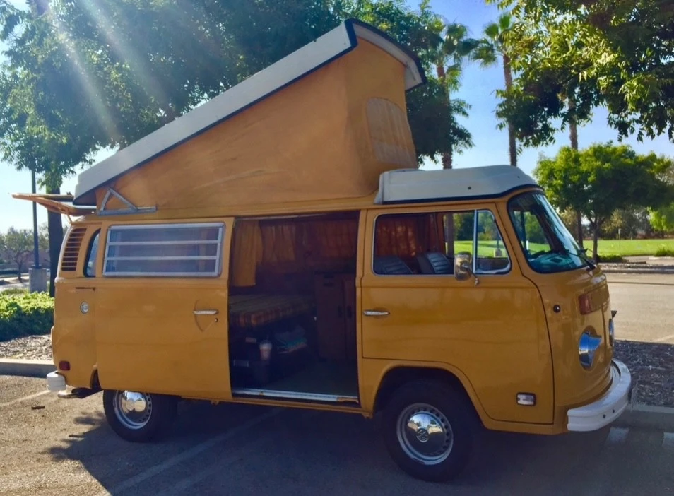 1976 Volkswagen Bay-Window Bus - Image 4 of 21