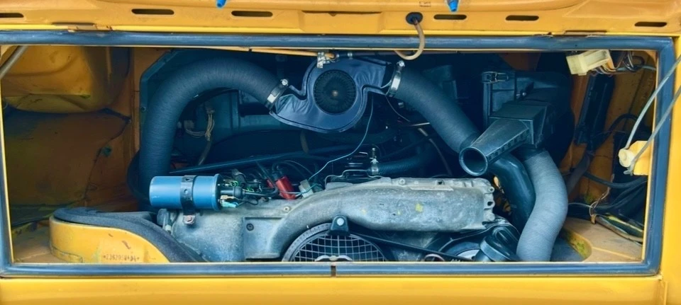1976 Volkswagen Bay-Window Bus - Image 17 of 21