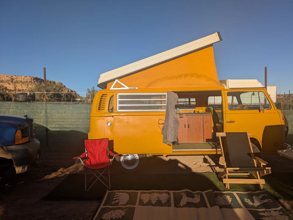 1976 Volkswagen Bay-Window Bus - Image 7 of 21