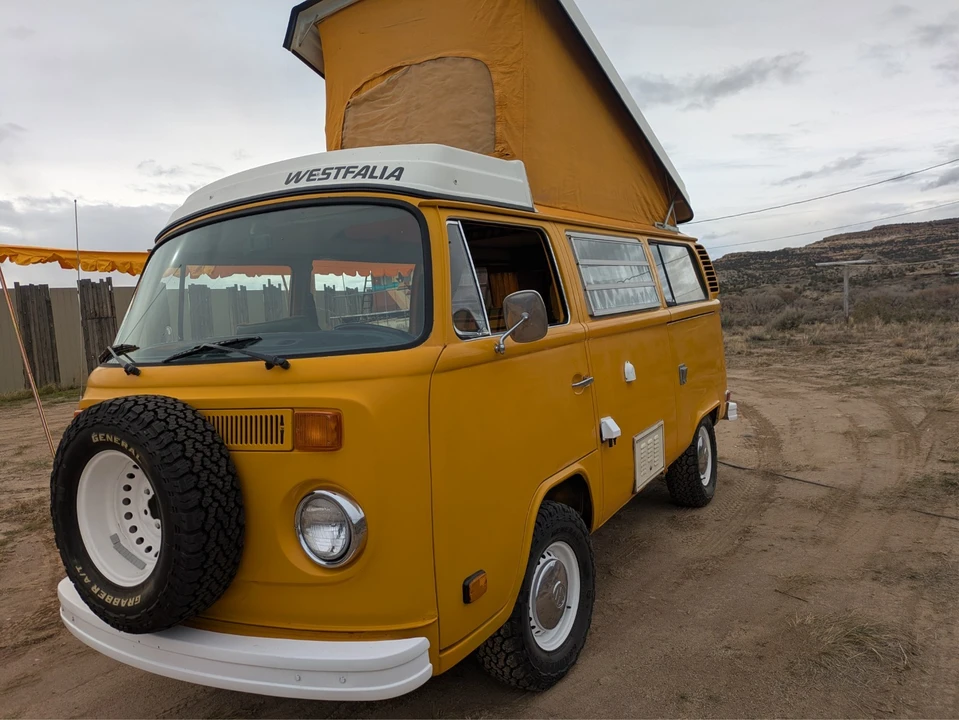 1976 Volkswagen Bay-Window Bus - Image 15 of 21