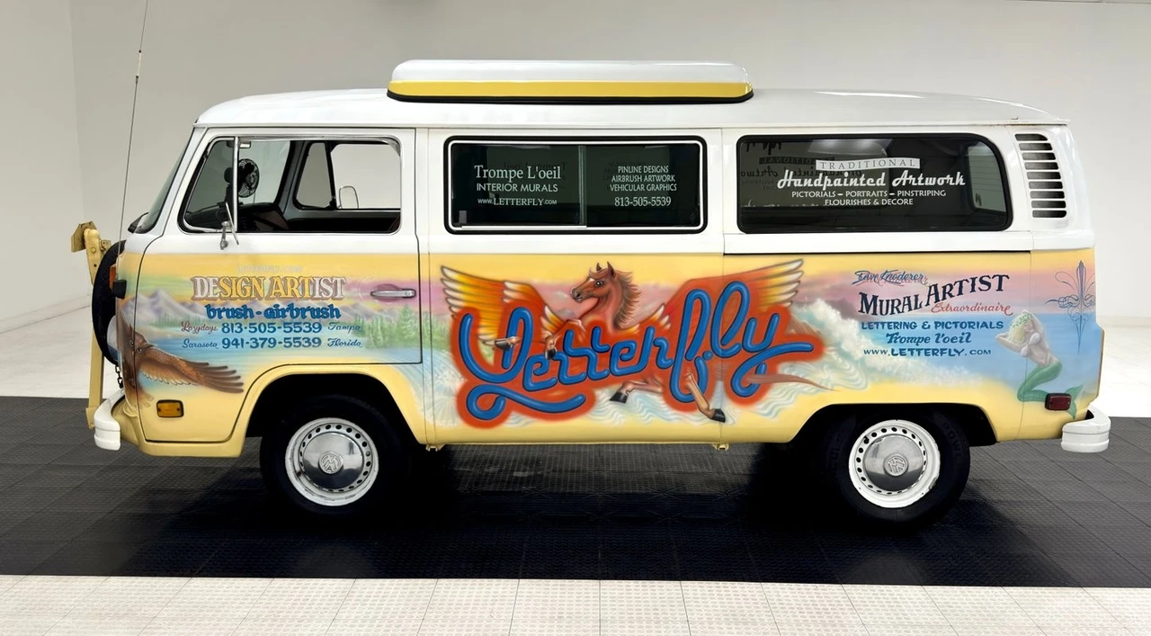 1976 Volkswagen Bay-Window Bus - Image 3 of 12