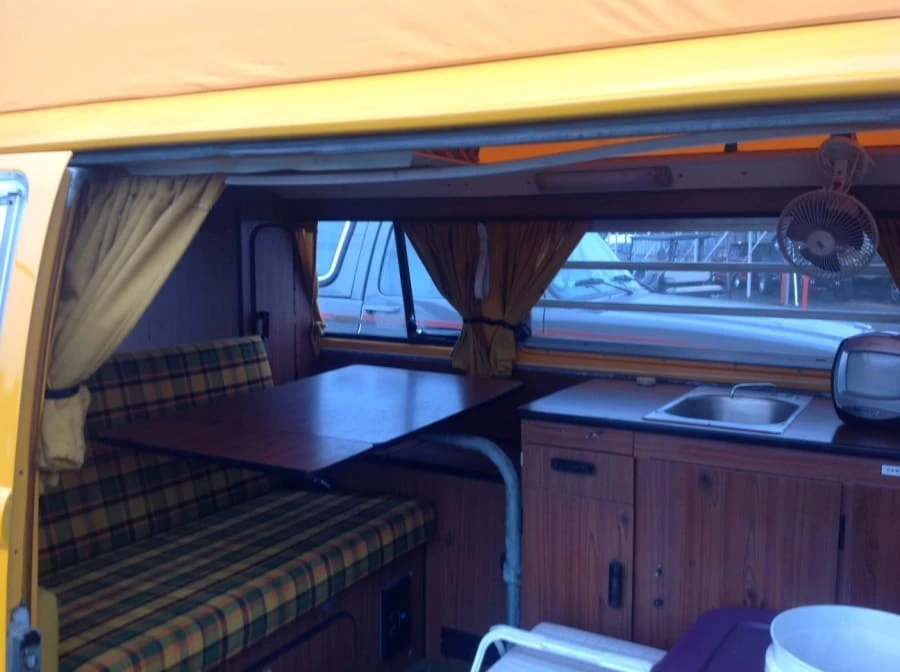 1976 Volkswagen Bay-Window Camper - Image 5 of 9